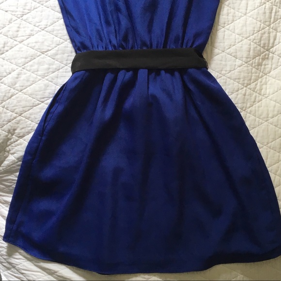 Express Dress - Picture 6 of 8